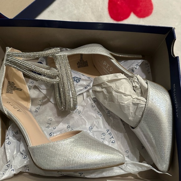 Apt. 9 Emrys Women's Studded Ankle Strap Dress Heels - Picture 4 of 9